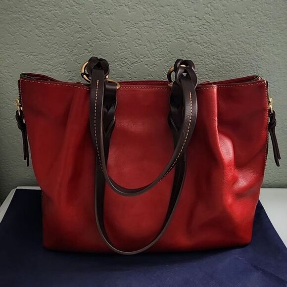 Dooney & Bourke Red Leather Florentine Large Zip Barlow Shoulder Bag NEW! - Picture 2 of 12